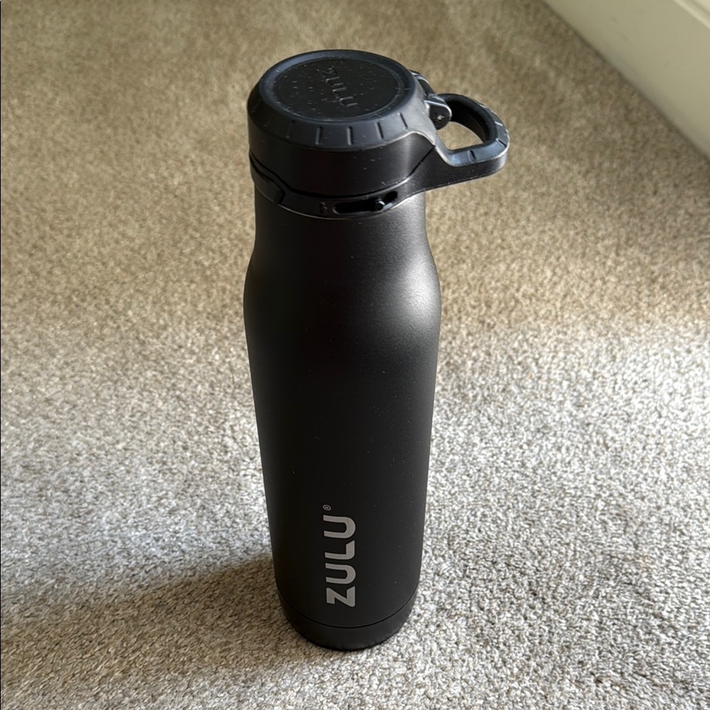Zulu Black Water Bottle
